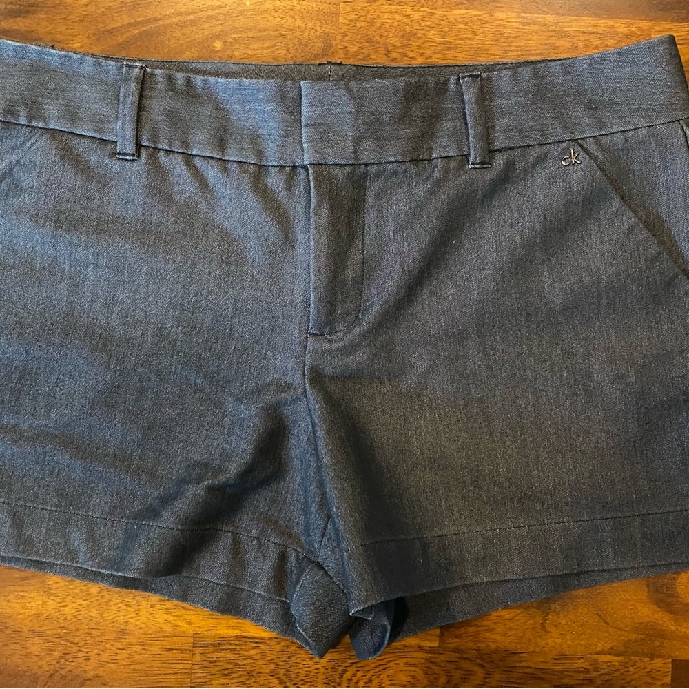 ❌ sold ❌ Calvin Klein Women's Gray Shorts size 12
